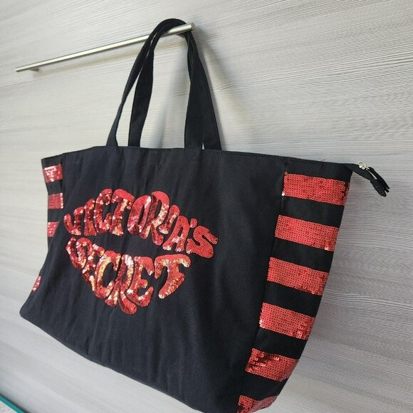 Victoria's Secret Sequin Lip Zip Shoulder Tote Weekend Duffle Gym Black Bag - Picture 2 of 16
